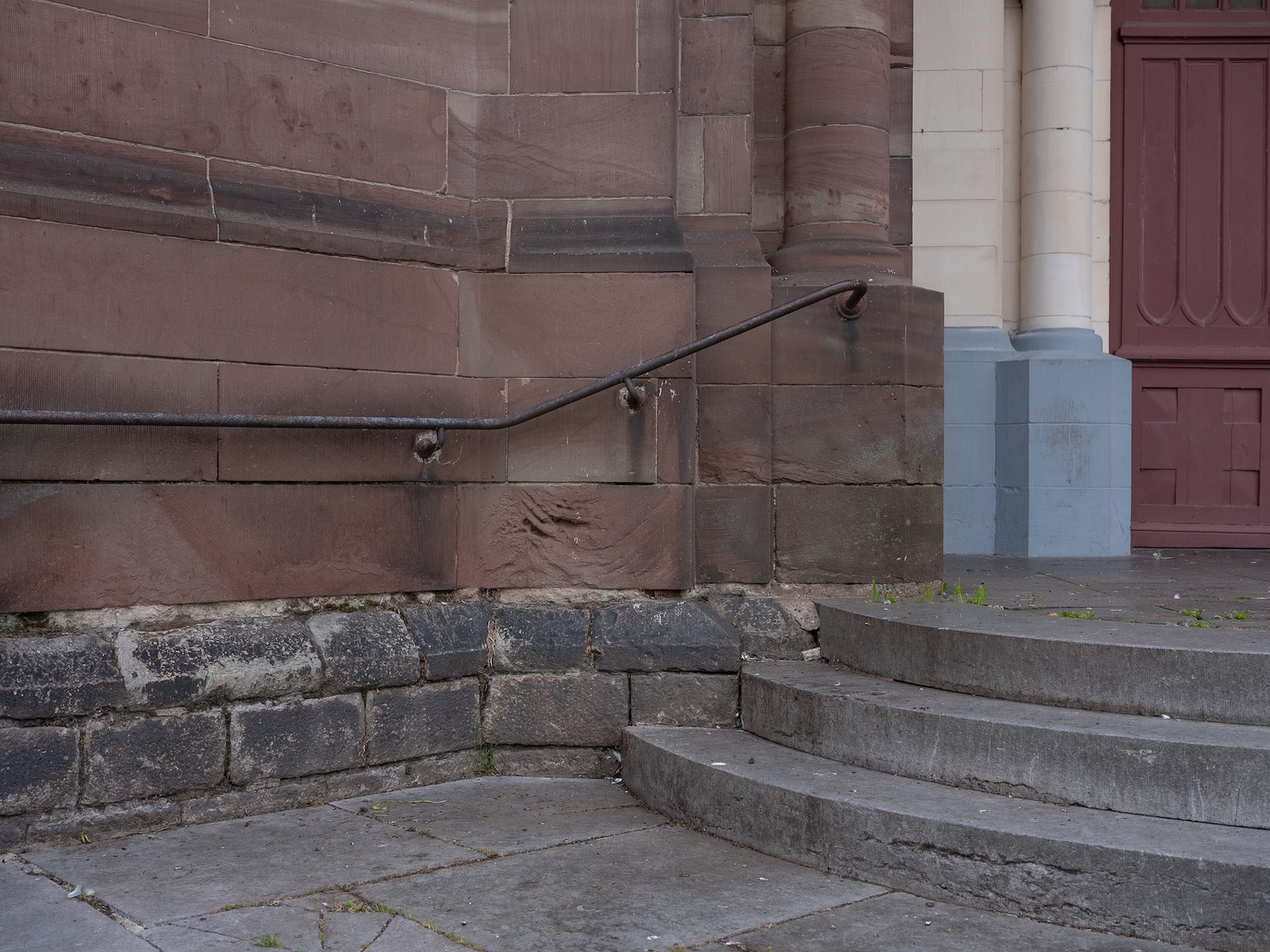 Vue extérieure de l'église d'Armentières réalisé par Atelier Sauvegarde
